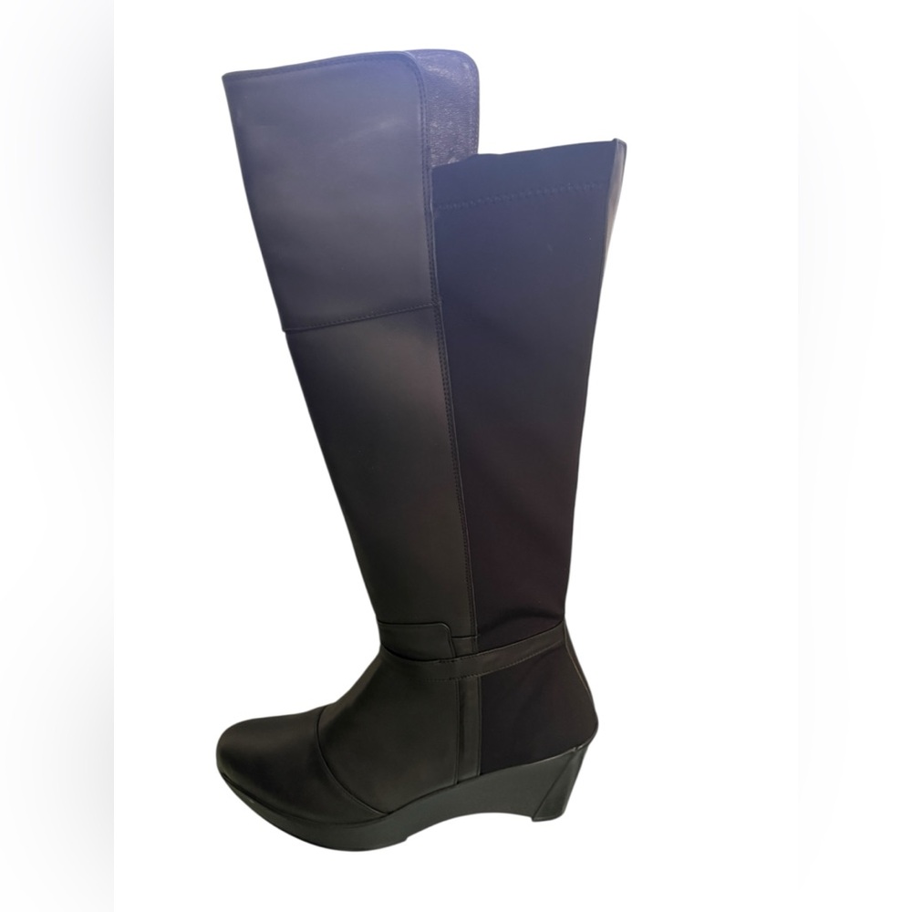Naot Delilah leather boots (black) size 41 (New with box)